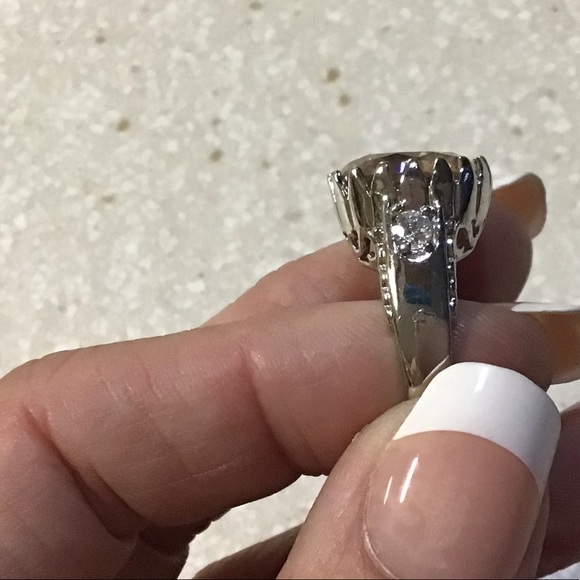 Huge citrine color sterling ring - Picture 2 of 3